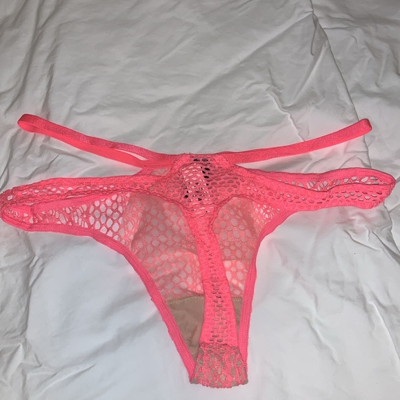 Cute Soft Thong for Valentines from Victorias Secret - Picture 2 of 5